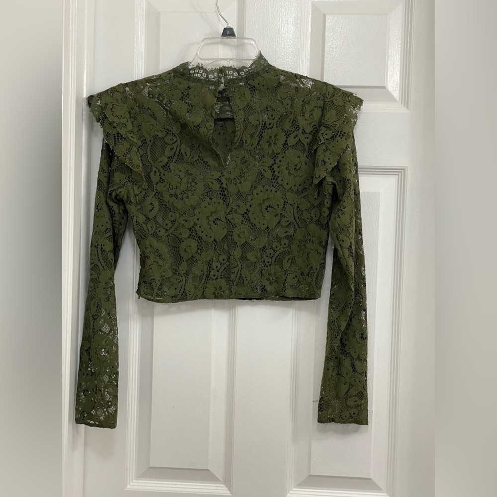 ASOS DESIGN lace crop ruffle sleeve top olive green breathable cropped sexy Sz 6 - Picture 6 of 7